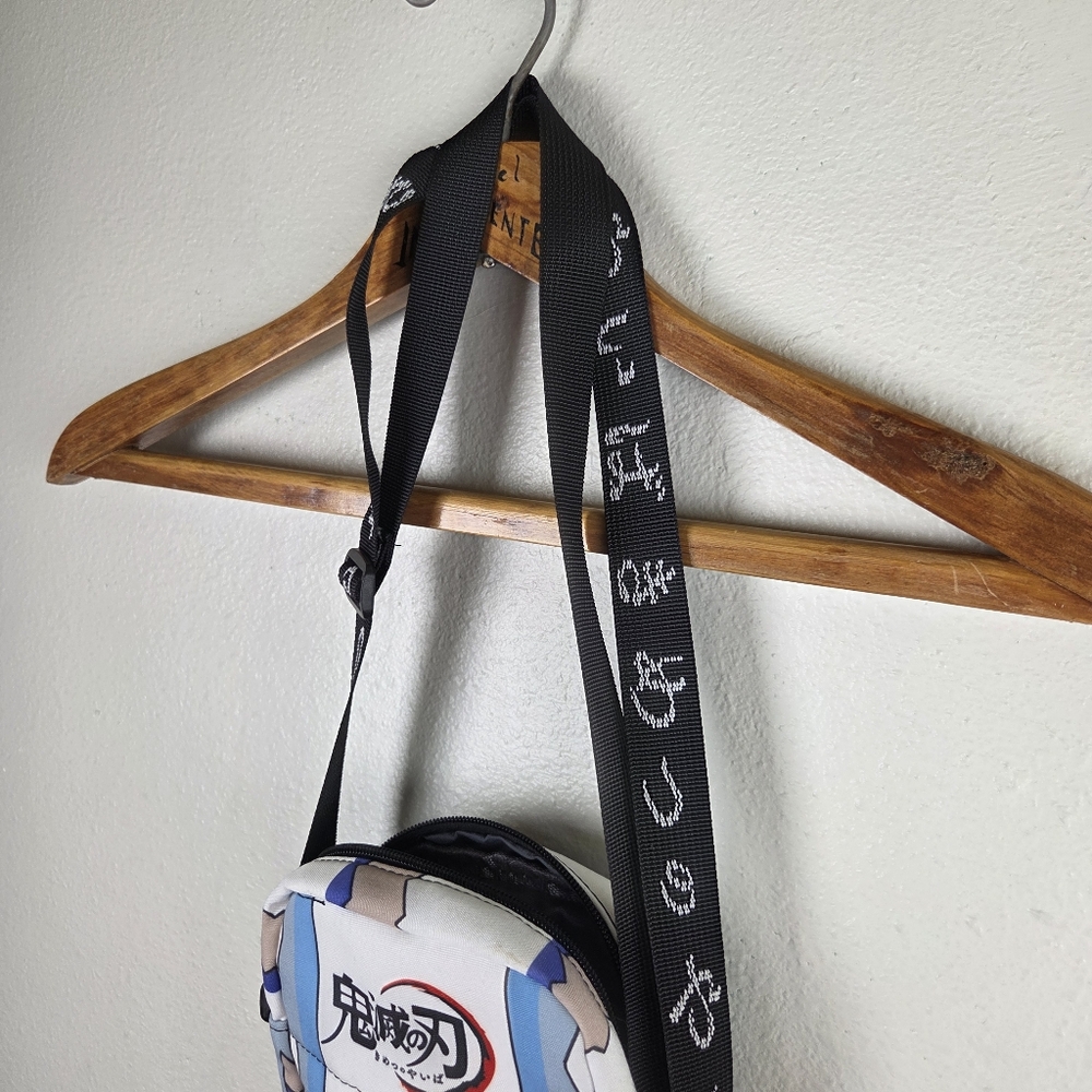 Anime Sacoche Demon Slayer Bleu et Blanc Inosuke Hashibara Crossbody Bag - Picture 3 of 7